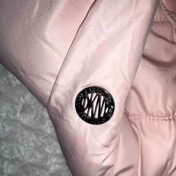 NWOT DKNY Puffer Coat - Picture 4 of 5